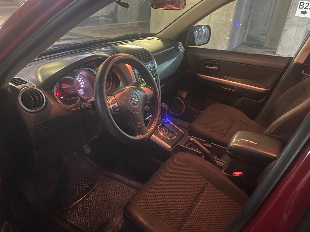 Suzuki Grand Vitar 2011 - 2
