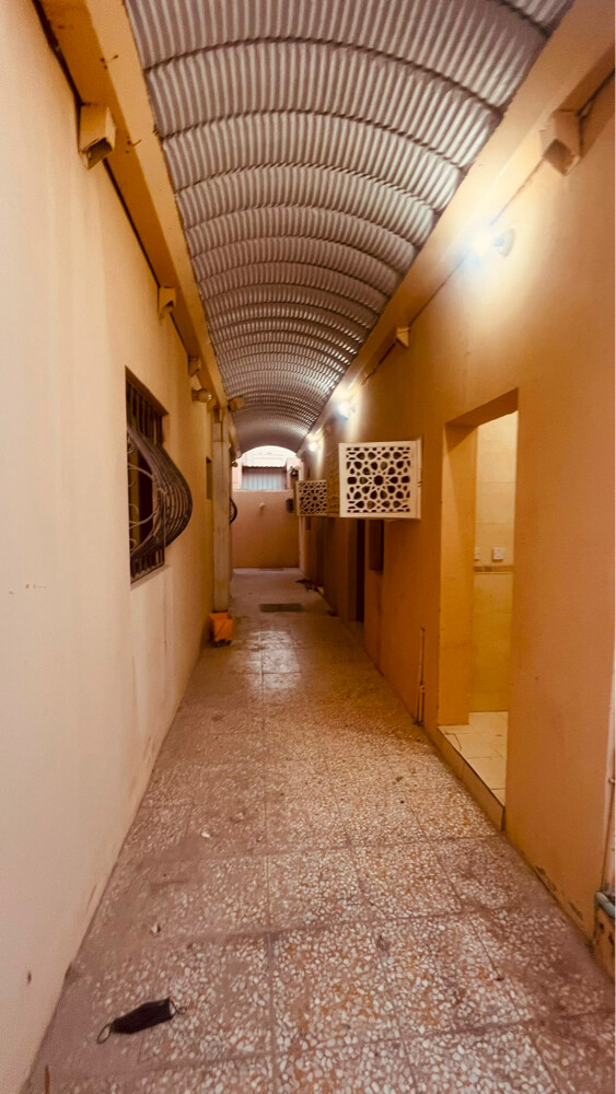ام صلال علي - 4