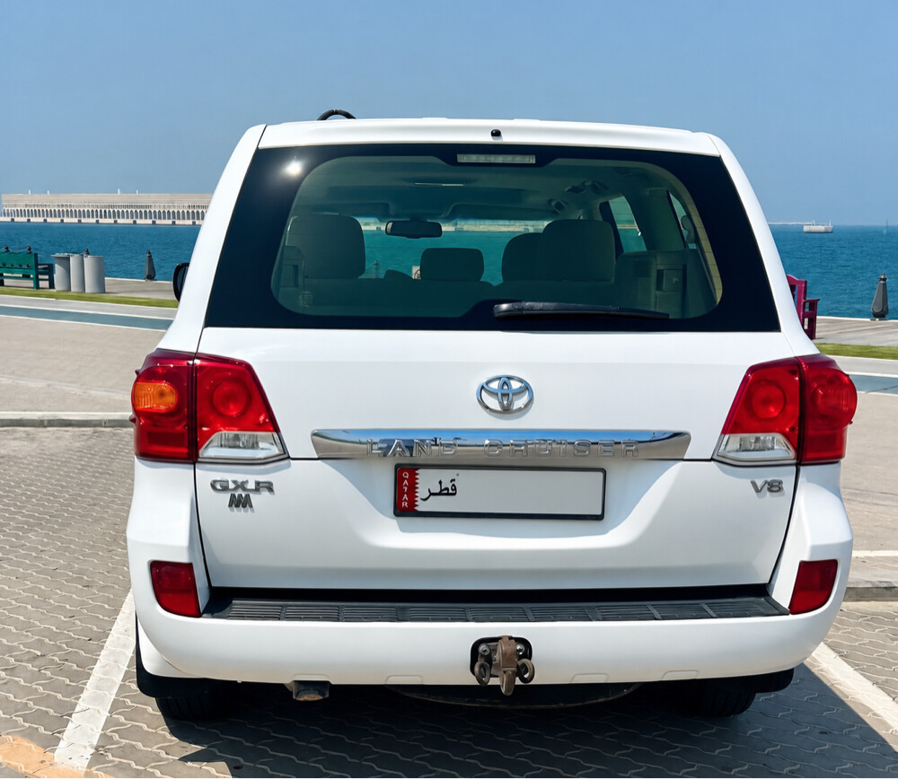 Toyota Land Cruiser V8 – Very Clean - 4