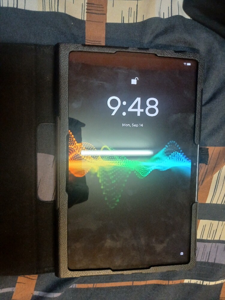 Lenovo Tab Plus 256GB with Stylus - 1