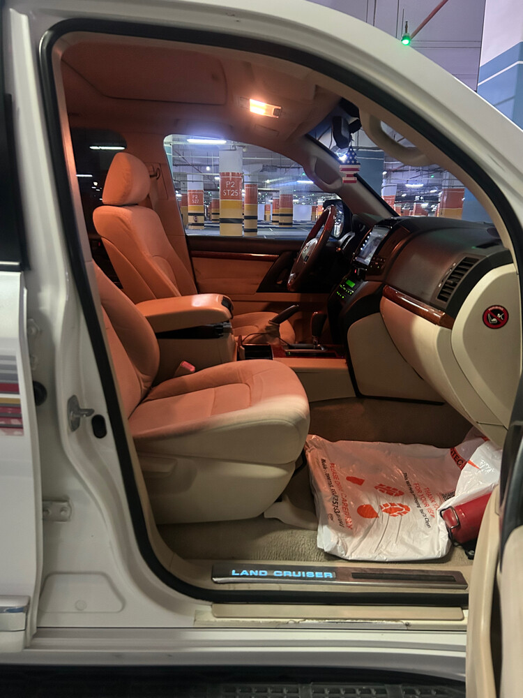 TOYOTA LAND CRUISER V8 2012 GXR - 7