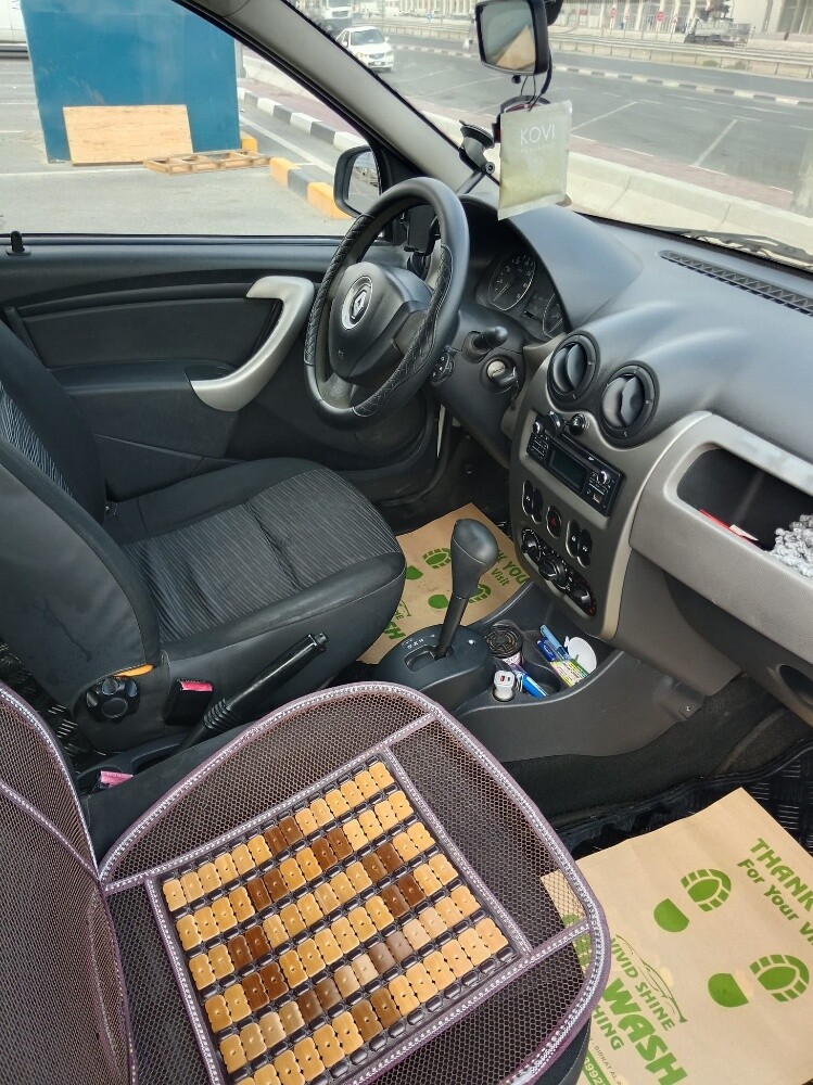 RENAULT LOGAN 2013 - 5