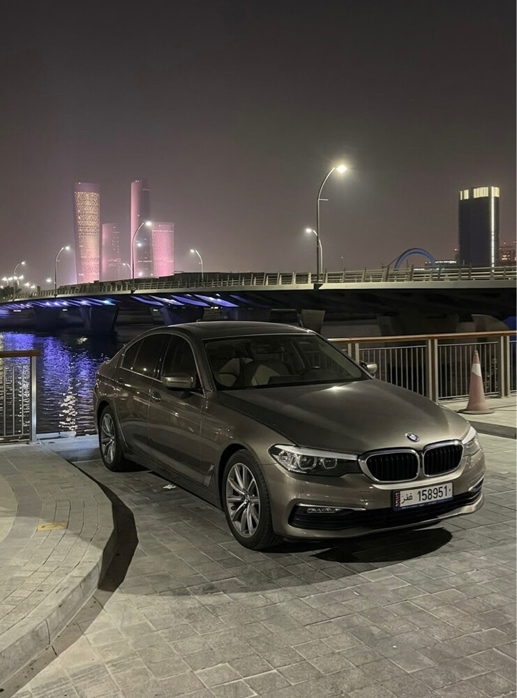 بي إم 520 إي - 1