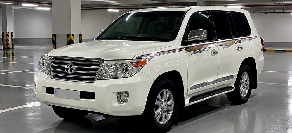 Toyota land cruiser 2013 GXR v8 - 1