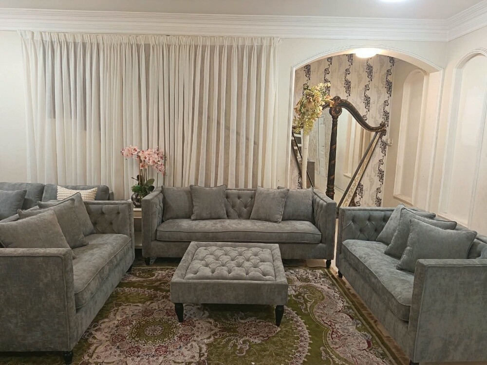 for sell home r  us brand sofa - 1