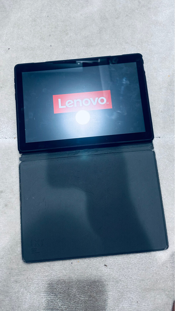 tablet Lenovo - 1