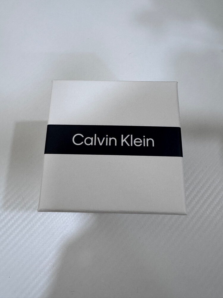 calvin klein distinguish - 2