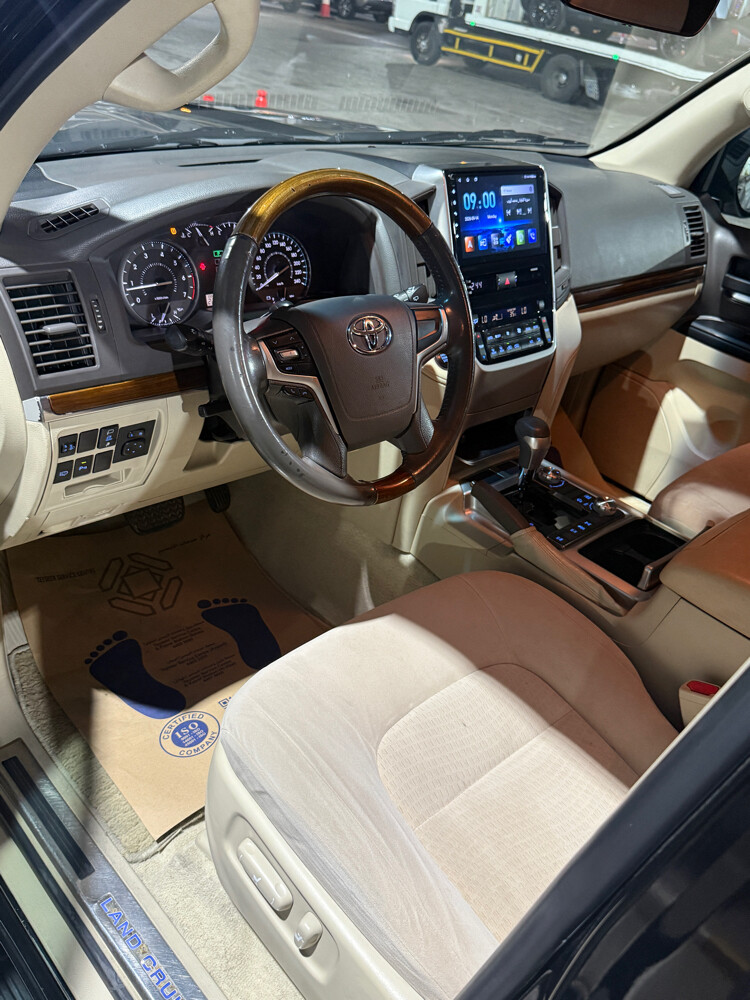 GXR 2018 V8 - 2
