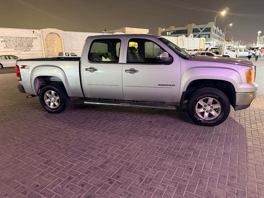 2011 GMC SIERRA SLE Z71 V8  - 13