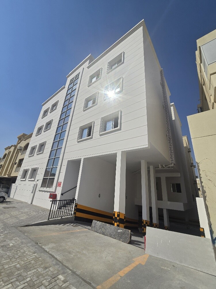 للبيع عمارة سكنية - جديدة - 22