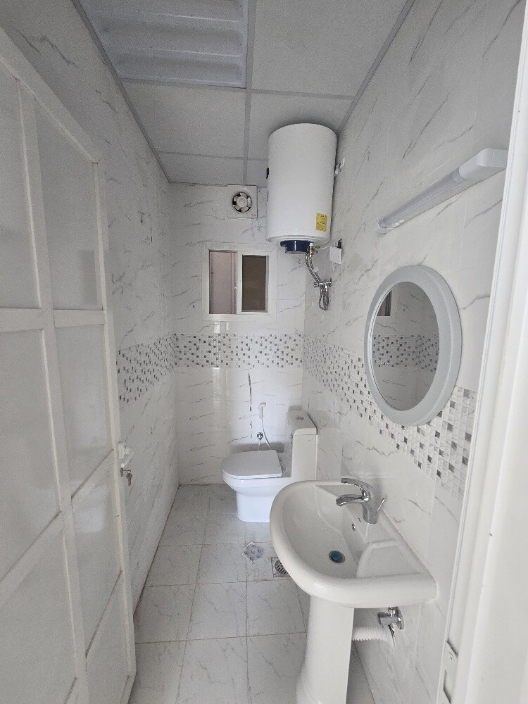 للبيع عمارة سكنية - جديدة - 11