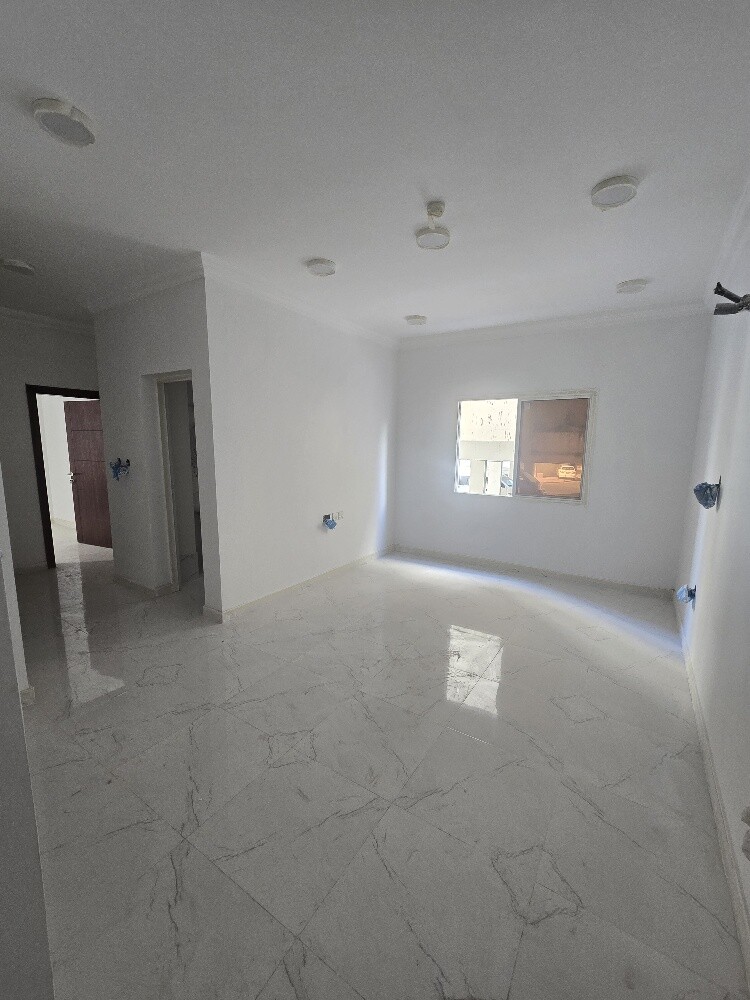 للبيع عمارة سكنية - جديدة - 29