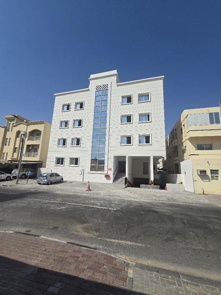 للبيع عمارة سكنية - جديدة - 1
