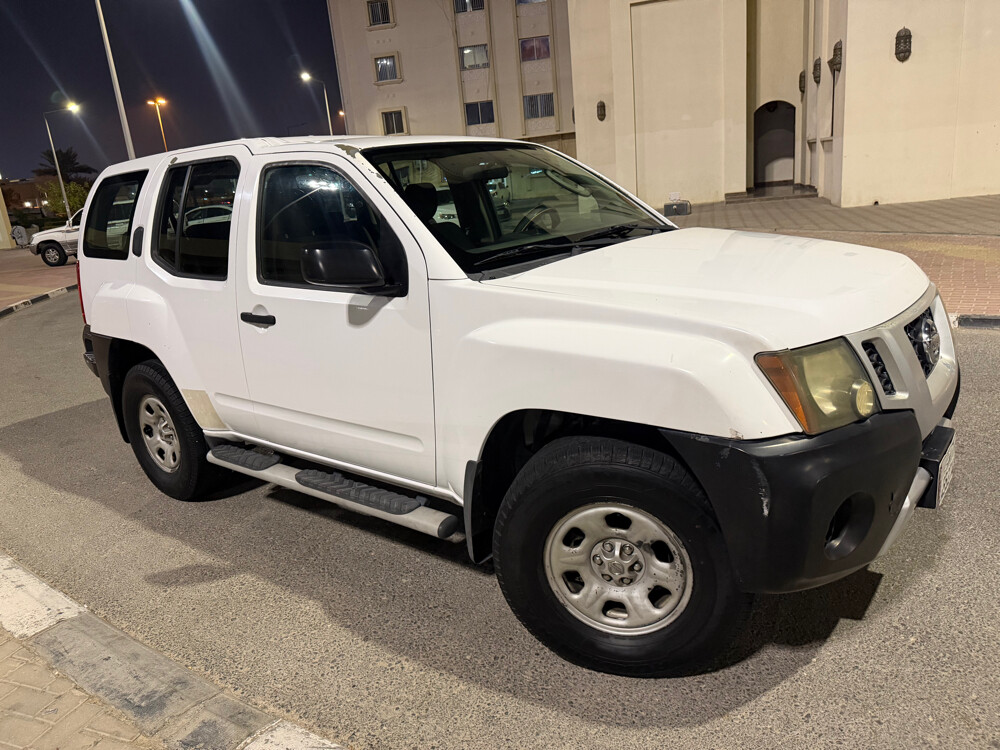 NISSAN XTERRA - 4WD - 3