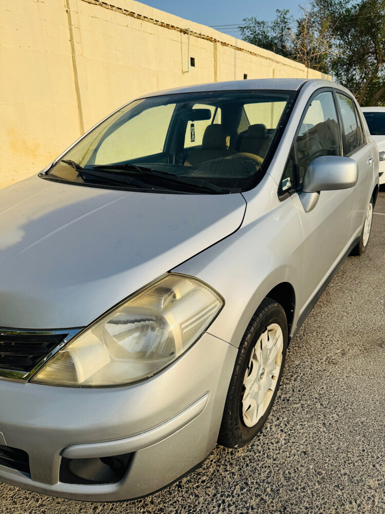 nissan tida 1.8 Ltr - 2