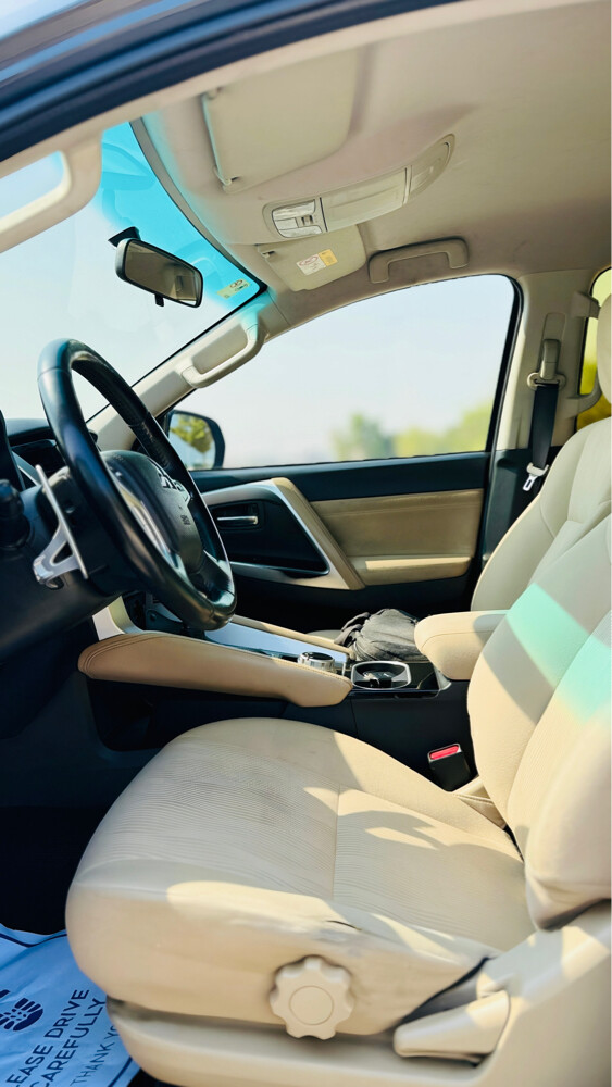 MITSUBISHI MONTERO SPORT 2022 - 4