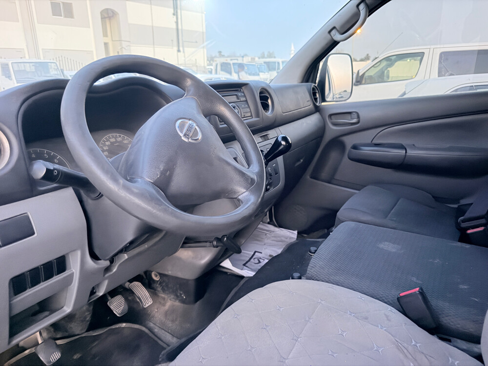 Urvan 2016 delivery 5 doors - 6