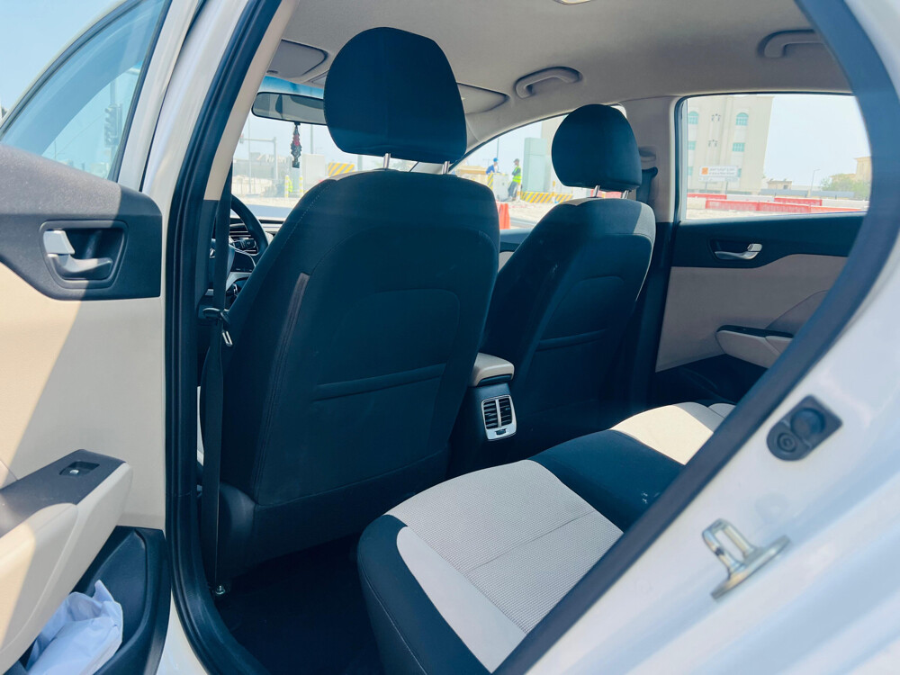HYUNDAI ACCENT 2023 - 7