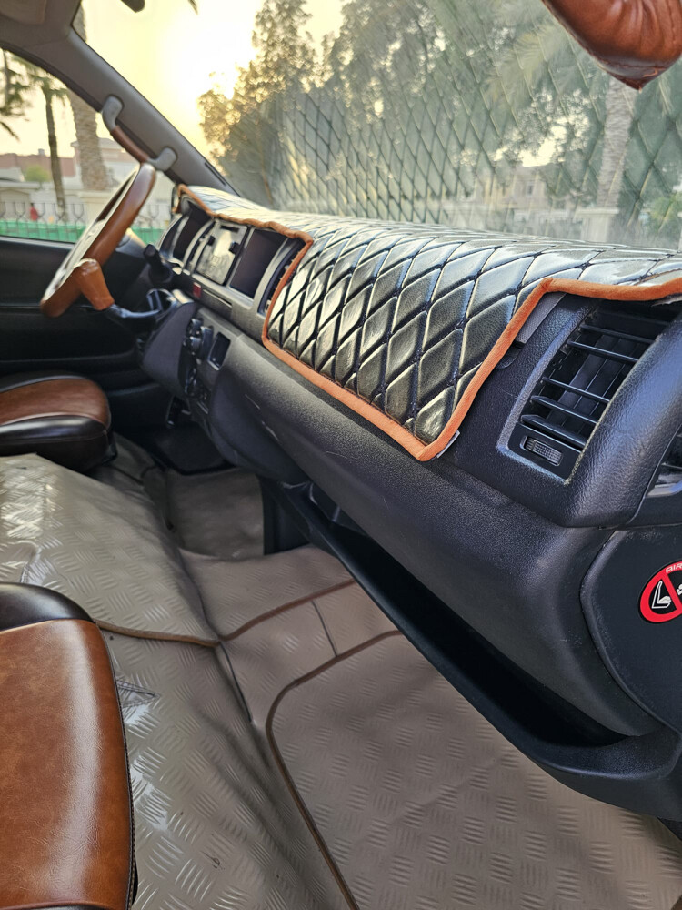Hiace seat 2017 - 15