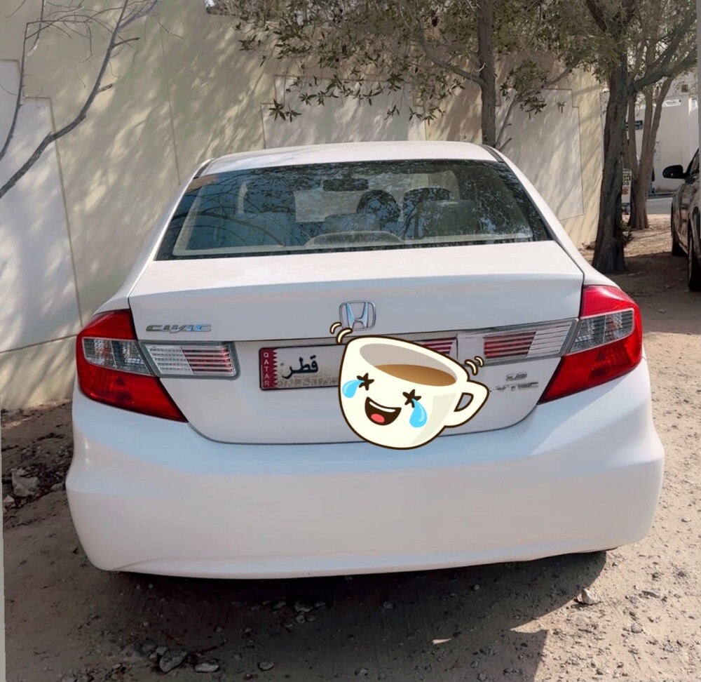 Honda  civic 2012 perfect Condition - 2