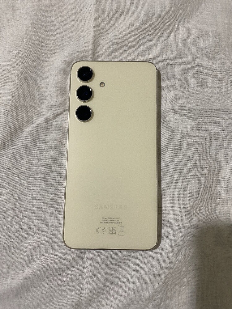 Samsung Galaxy S24 8/256 - 6