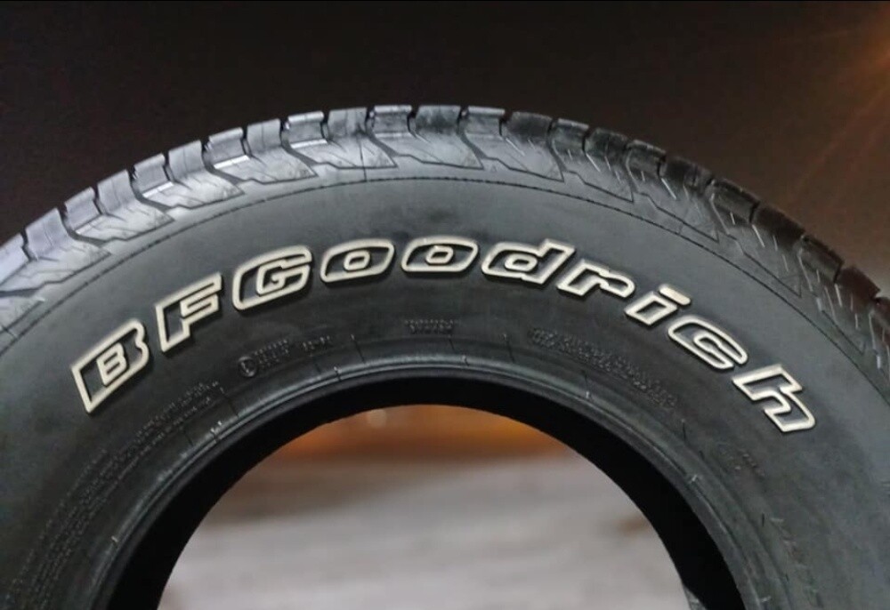 285/70/R17.Bfgoodrich brand - 3