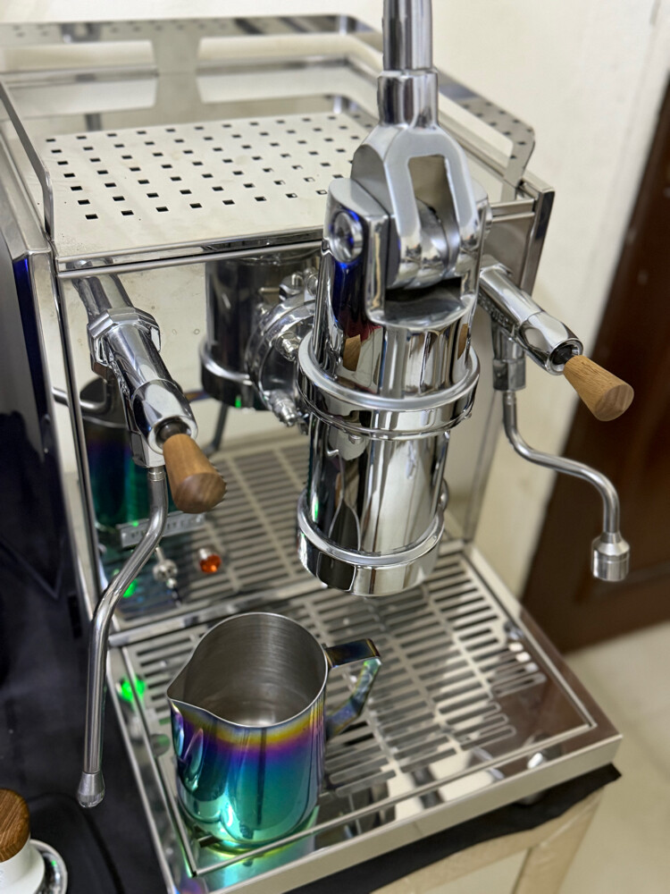 Coffee Machine and Grinder - 3