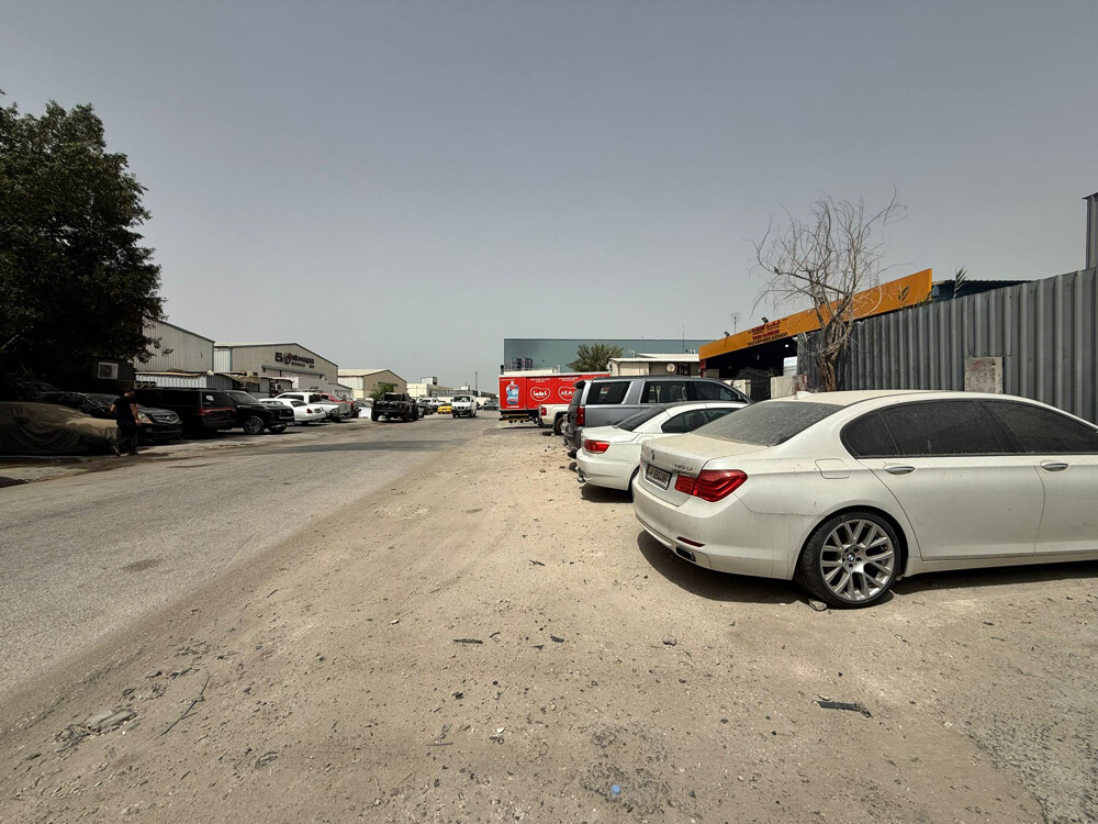 جراج موقع ممتاز شارع 10 ايجار  - 6