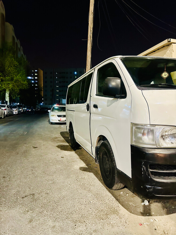 Toyota Hiace 2009 - 6