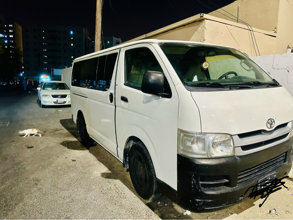 Toyota Hiace 2009 - 5