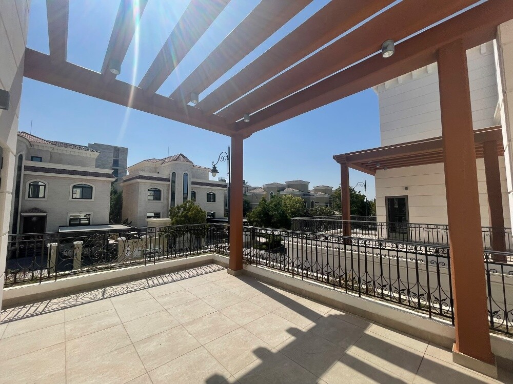 Stand alone Villa for rent ,Pearl - 7