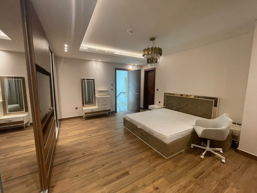 Stand alone Villa for rent ,Pearl - 12
