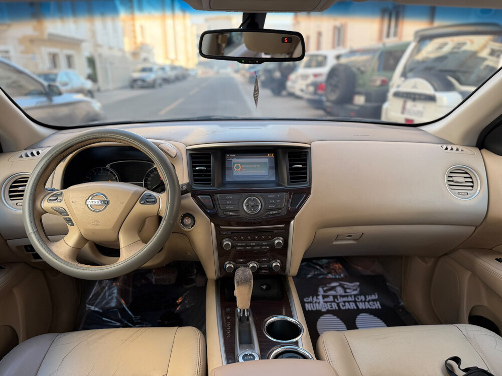 Nissan Pathfinder 2014 full option - 7