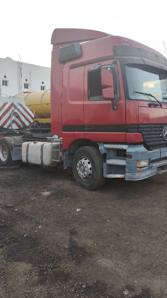 Truck head for sale - 1