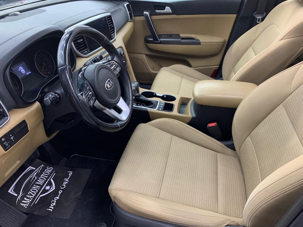 Kia Sportage Automatic SUV - 3