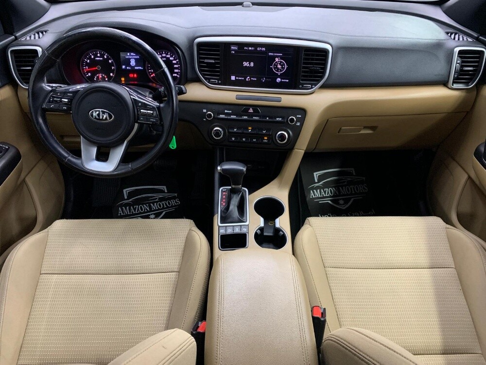 Kia Sportage Automatic SUV - 9