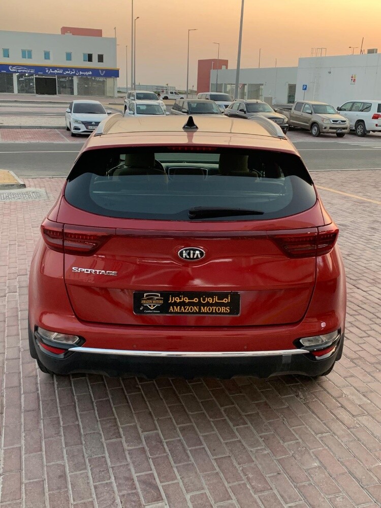 Kia Sportage Automatic SUV - 4