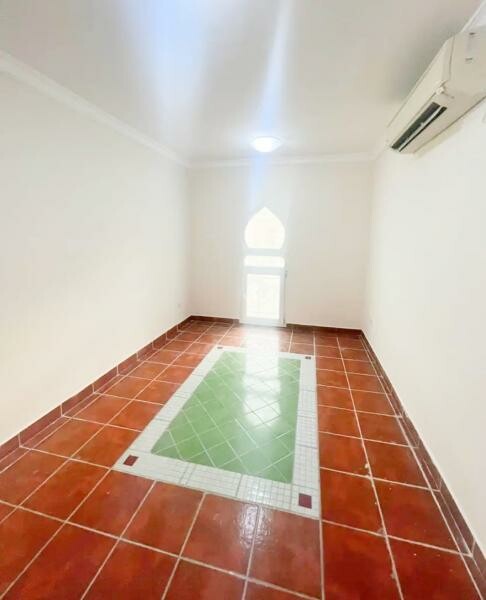 No Commission! 2 BHK Old airport - 2