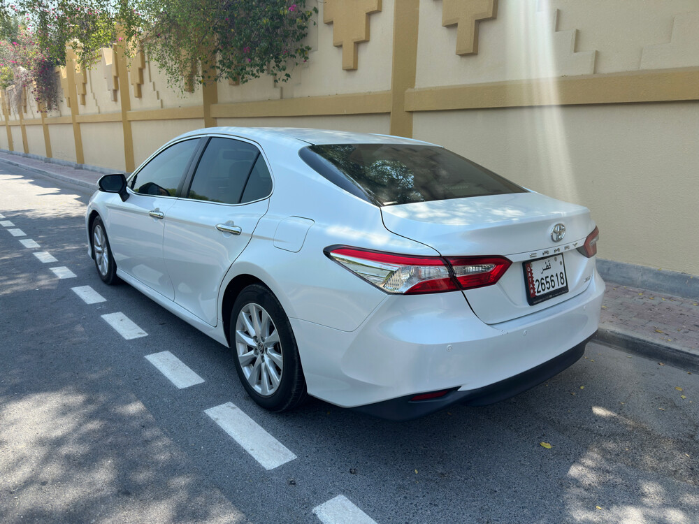 CAMRY GLE 2020 FOR SALE - 2