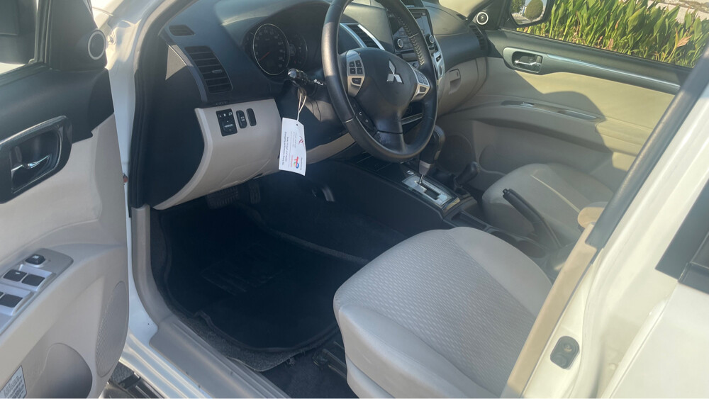 Pajero Sport2016,154000, excellent  - 15
