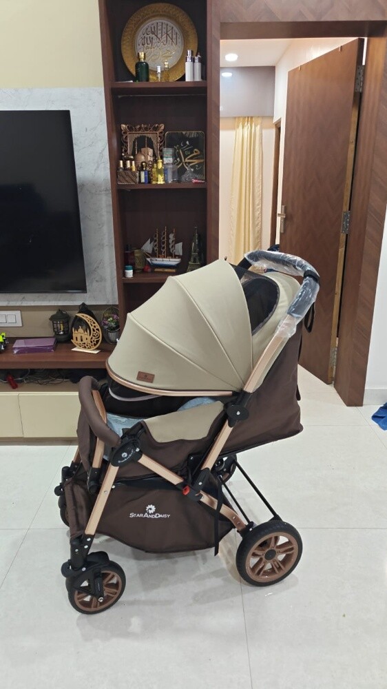 Baby Stroller - Excellent Condition - 1