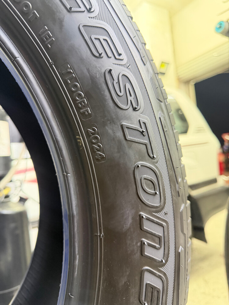 BRIDGESTONC Tyre old 4pc model2024 - 5