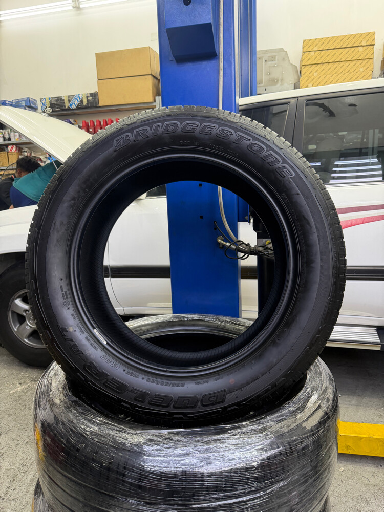 BRIDGESTONC Tyre old 4pc model2024 - 2