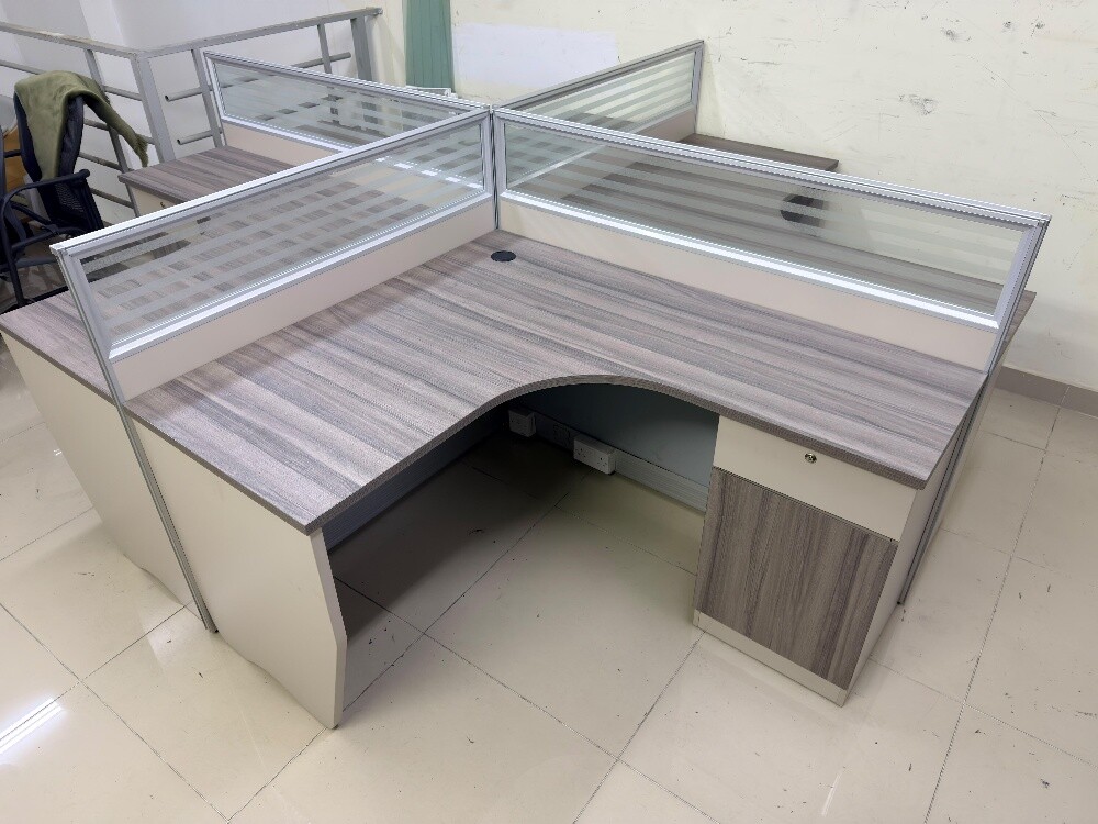 used Workstation for sale 71487399 - 1