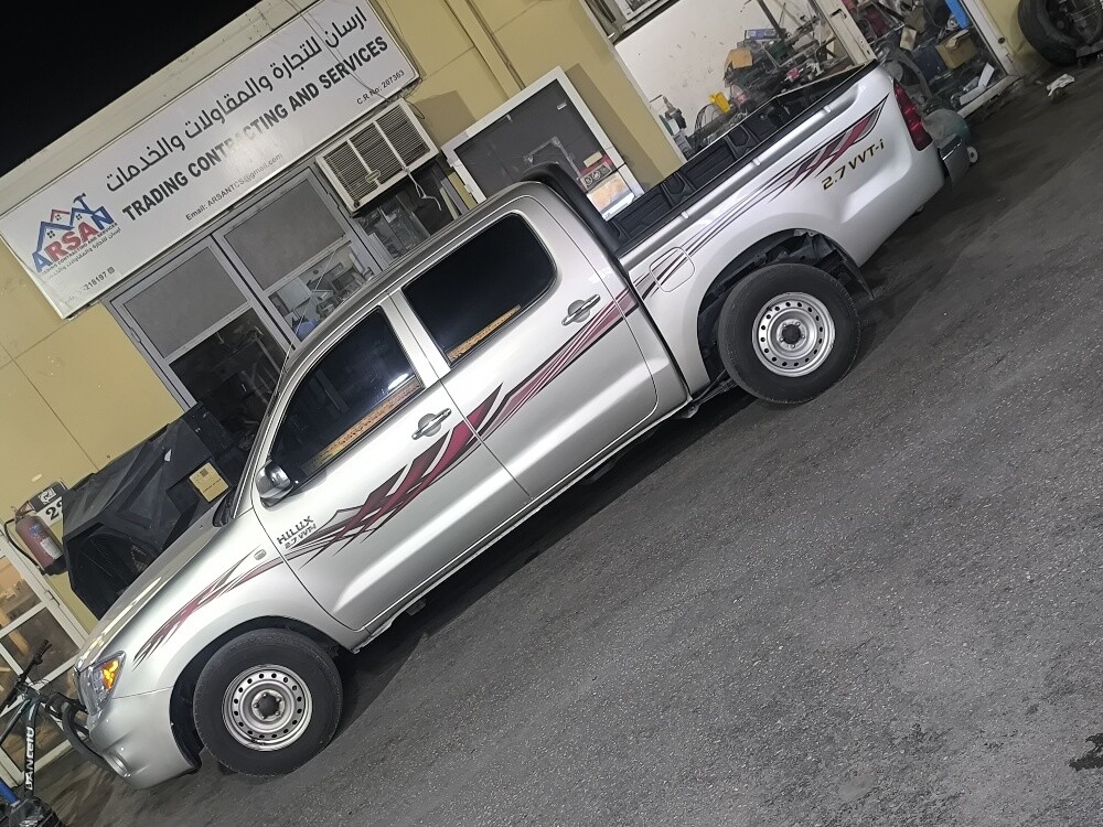Toyota Hilux - 5
