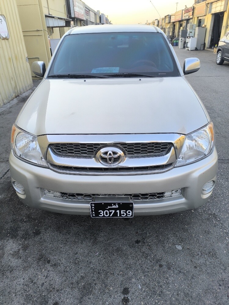 Toyota Hilux - 4