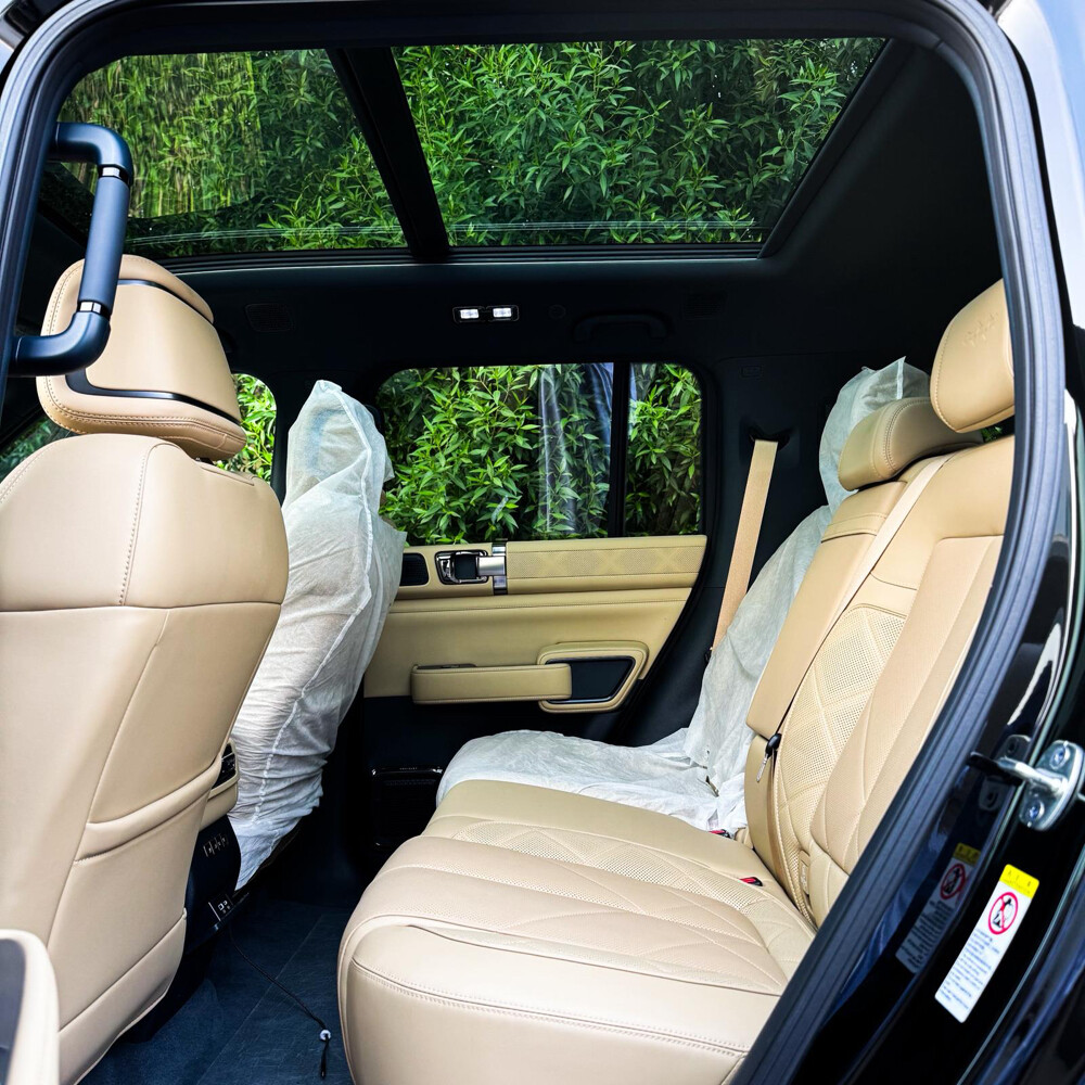 للبيع ليبرد 5 رمادي 2025 - 7