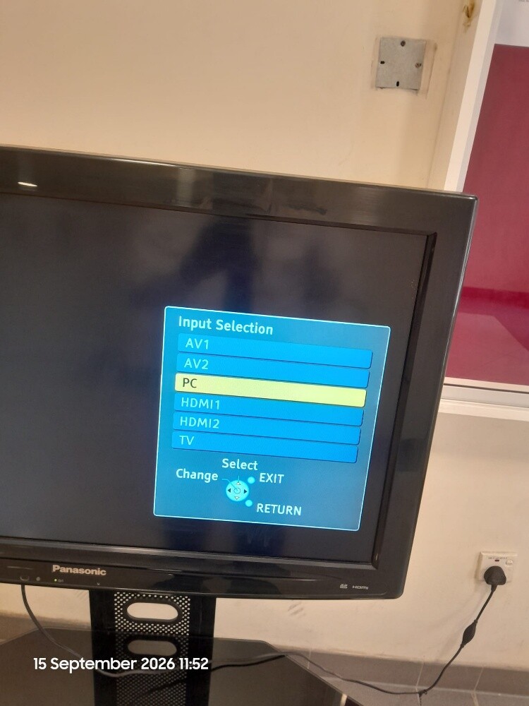 32inch Panasonic Normal Tv & stand - 3