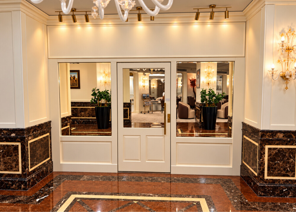 women salon for sale - 9