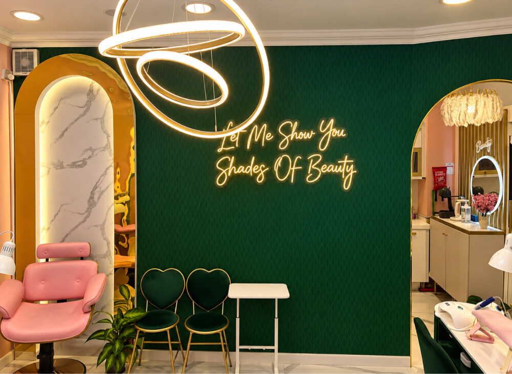 women salon for sale - 2